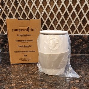 Pampered Chef Ceramic Egg Cooker
